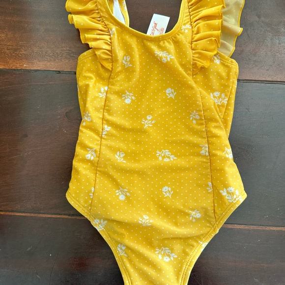 Girls Swimwear One Piece 3T (2) - Picture 3 of 7